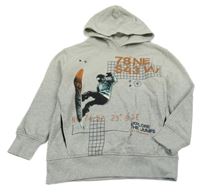 Šedá mikina se snowboardistou a kapucí C&A