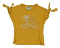 Hořčicové tričko s nápisy a palmou koko noko