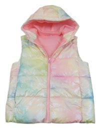 Duhová lesklá šusťáková zateplená vesta s kapucí Dunnes