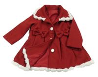 Červený flaušový kabát s bílým lemem 