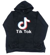 Černá mikina TikTok s kapucí