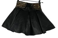 Dámská černá koženková kolová sukně se šněrováním