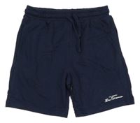 Tmavomodré teplákové kraťasy s logem Ben Sherman