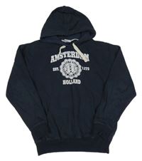Tmavomodrá mikina s nápisy a kapucí 