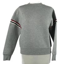 Šedá mikina s pruhy 