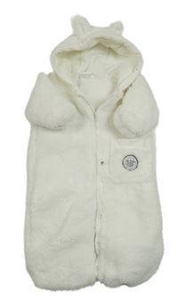 Bílý huňatý podšitý fusak s nášivkou a kapucí s oušky Ergee