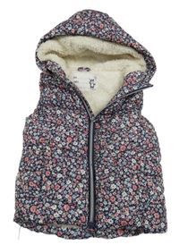Tmavomodrá kytičkovaná prošívaná šusťáková zateplená vesta s kapucí dopodopo