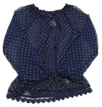 Tmavomodro-bílá puntíkatá žoržetová průsvitná halenka s krajkovými volánky C&A