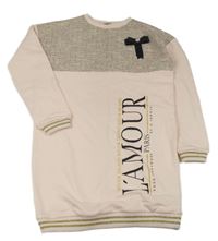 Růžové teplákové šaty se vzorem a nápisem River Island