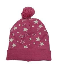 Tmavorůžová čepice s hvězdami a bambulí
