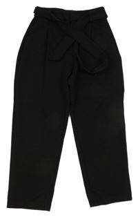 Černé teplákové kalhoty s páskem