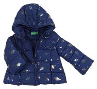 Tmavomodrá šusťáková zimní bunda s planetami a kapucí Benetton