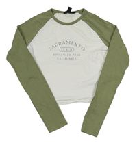 Bílo-khaki crop triko s nápisem New Look