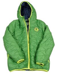 Zelená šusťáková zateplená bunda s nášivkou a kapucí kids