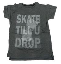 Tmavošedé melírované tričko se skateboardem a nápisem Tu