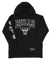 Černá mikina s potiskem a kapucí - Chicago Bulls 