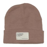 Starorůžová pletená čepice s nášivkou 