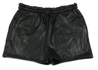 Černé koženkové sukňové kraťasy C&A