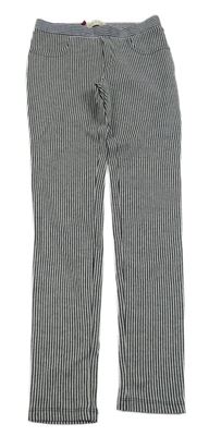 Černo-šedé pruhované tregíny 