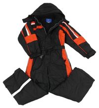 Černo-červeno-bílá šusťáková zimní kombinéza s pruhy a kapucí 