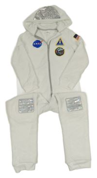 Bílá chlupatá kombinéza s nášivkami a kapucí - NASA