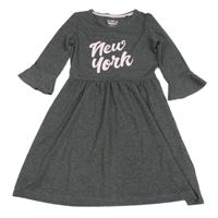Šedé šaty s nápisem Pepperts 