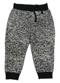 Černo-bílé vzorované tepláky Matalan