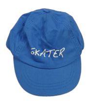 Modrá plátěná kšiltovka s nápisem lupilu 