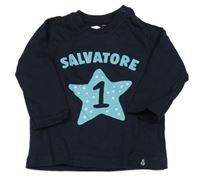 Tmavomodré triko s hvězdou s číslem 