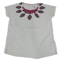 Bílé tričko se vzorem Pepperts