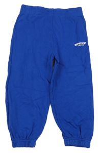 Safírové tepláky s nápisem 