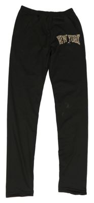 Černé legíny s nápisem 