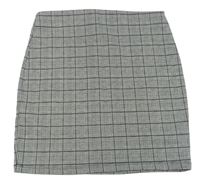 Černo-bílá kostkovaná sukně New Look 