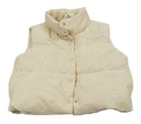 Smetanová koženková prošívaná zateplená crop vesta Primark