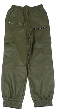 Khaki koženkové cargo cuff kalhoty s cvočky River Island