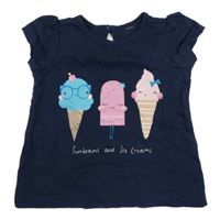 Tmavomodré tričko se zmrzlinami