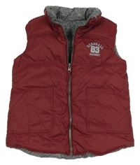 Vínová šusťáková zateplená oboustranná vesta s číslem 