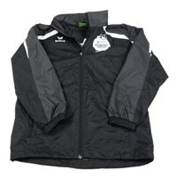 Černo-šedo-bílá šusťáková sportovní bunda s potiskem a kapucí Erima 