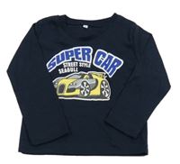 Tmavomodré triko s nápisy a autem 