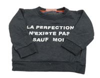 Tmavošedá mikina s nápisem