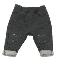 Tmavošedé třpytivé tepláky se srdíčky C&A