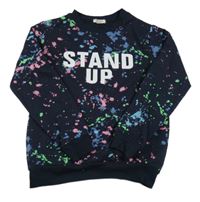 Tmavomodrá mikina s flíčky a nápisem