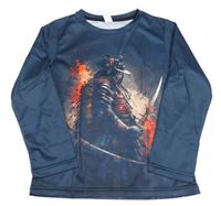 Tmavomodré triko s potiskem