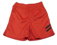 Červené sportovní kraťasy s pruhy 