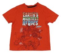 Červené tričko s hrdiny Marvel