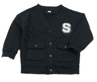 Tmavomodrá baseballová mikina s písmenkem a nápisy Tu