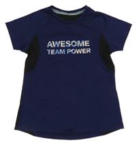 Tmavomodro-černé sportovní tričko s nápisy 