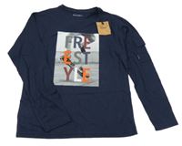 Nové - Tmavomodré triko se skateboardistou Nukutavake