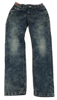 Tmavomodré rifle Chapter Young