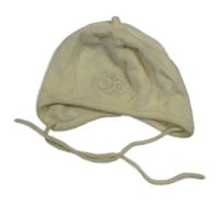 Smetanová sametová čepice s výšivkou 